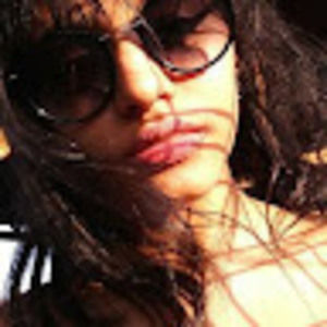 Meet your Posher, Liz_